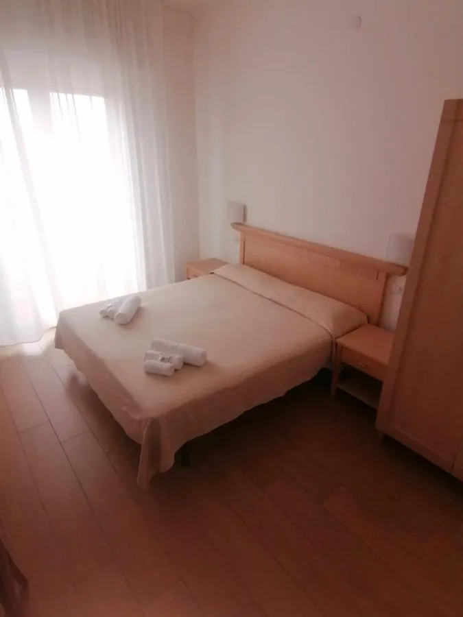 Hotel Santanna Rimini 2*,